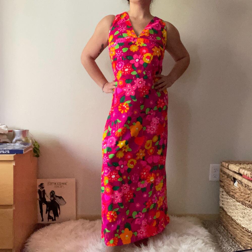 70s Vintage pink floral print maxi dress | M/L